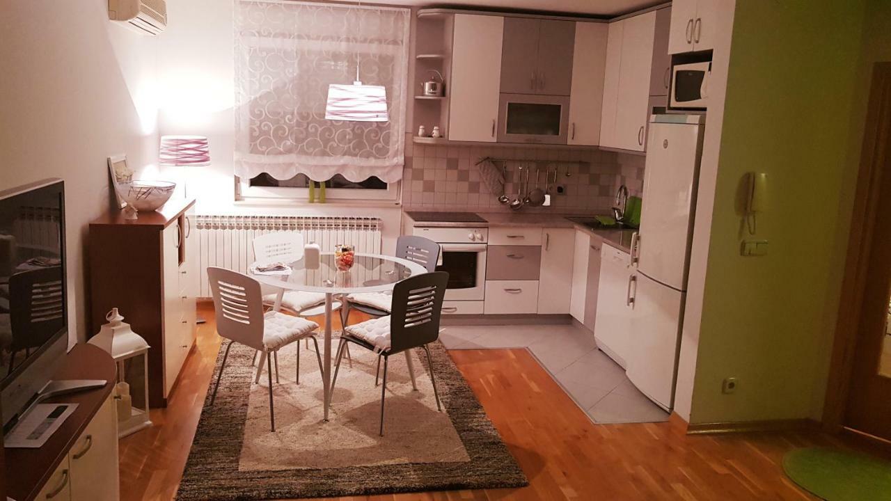 Apartment Dominik Osijek Exterior foto